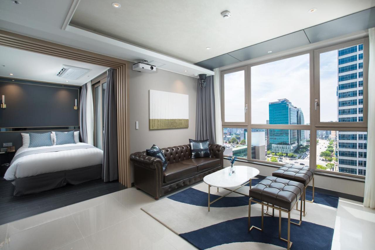 Utop Boutique Hotel&Residence Кванджу Экстерьер фото