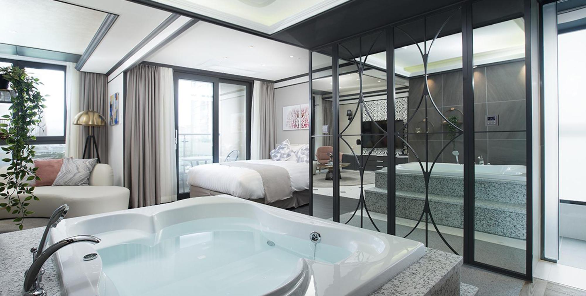Utop Boutique Hotel&Residence Кванджу Экстерьер фото